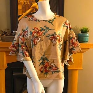 Beautiful satin short sleeved top